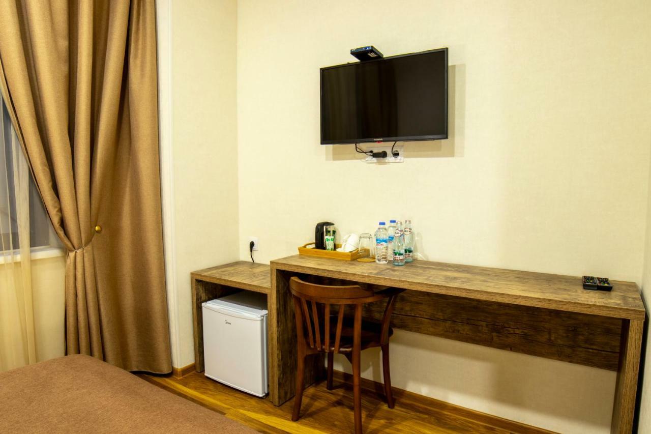 Irmisa Hotel Tbilisi ภายนอก รูปภาพ